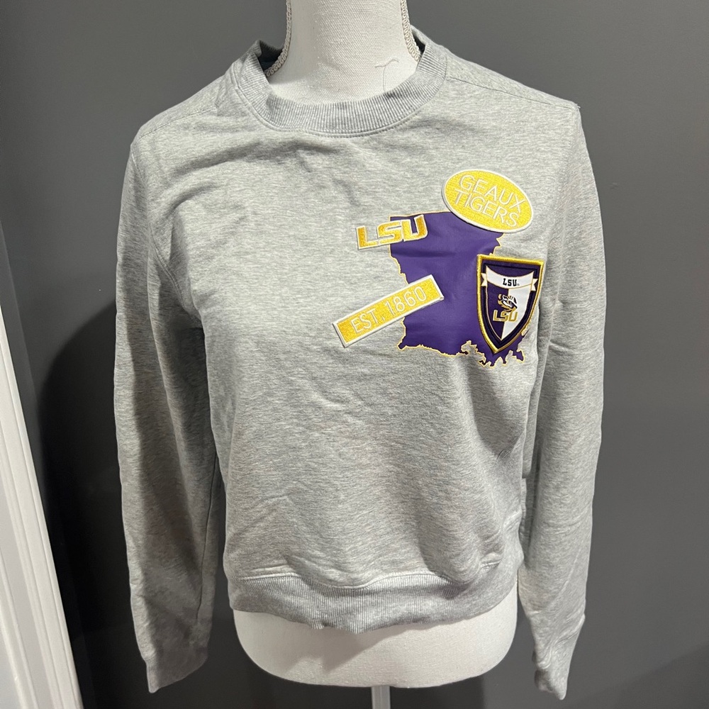 lsu patched crew neck size medium
